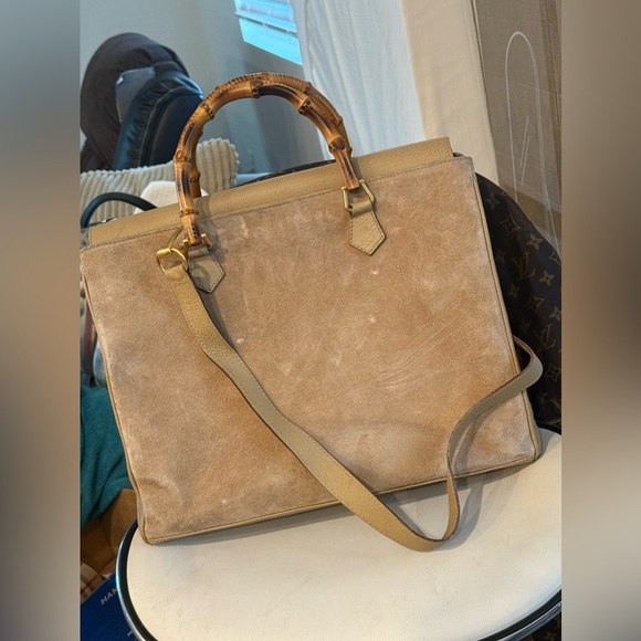 Elegant Tan Handbag with Bamboo Handle Purse As Is Please Look At Pictures Close - Picture 2 of 8